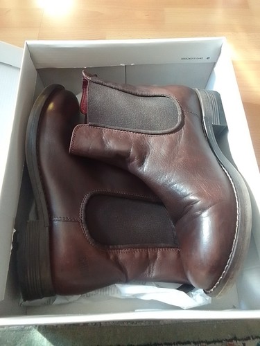 Shoot dam boots - shoot,
