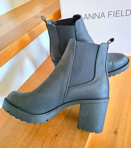 Anna field chelsea - anna,
